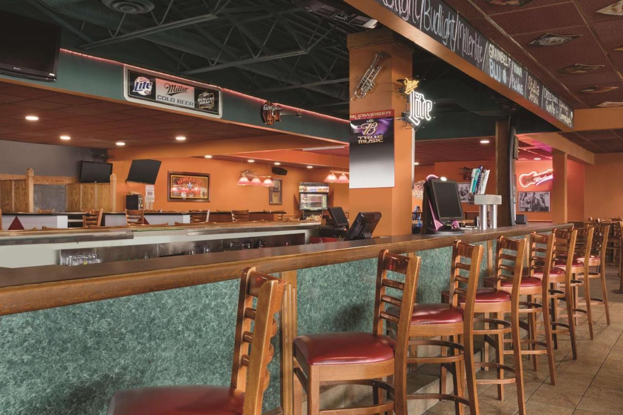 ベストウェスタン ザ フォールズ イン & スイーツ Fergus Falls エクステリア 写真